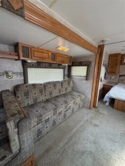 
										2006 Fleetwood Wilderness 270FQS full									