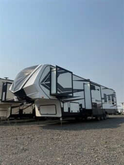 
										2018 Grand Design Momentum 398M full									