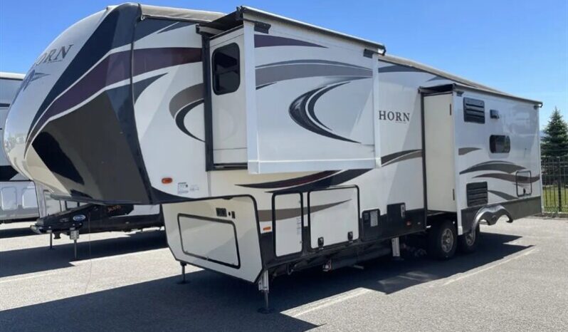 
								2018 Heartland Bighorn 3270RS full									