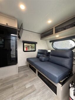 
										2025 Coachmen Remote 18R full									