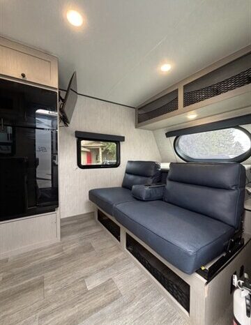 
								2025 Coachmen Remote 18R full									
