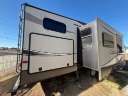 
										2017 Keystone Cougar 336BHS full									