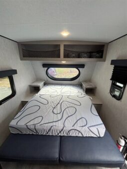 
										2025 Coachmen Remote 18R full									