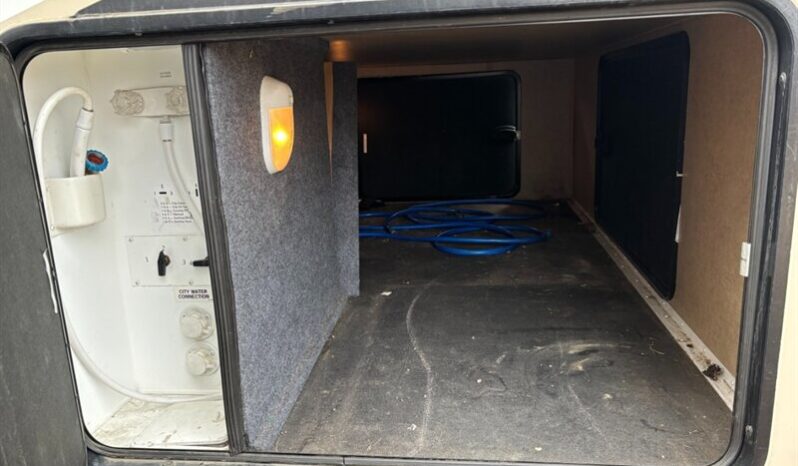 
								2015 Jayco GreyHawk 29ME full									