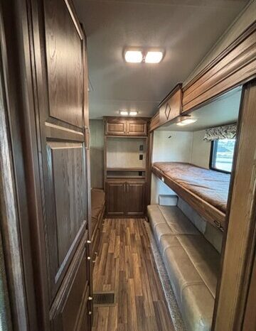 
								2017 Keystone Cougar 336BHS full									