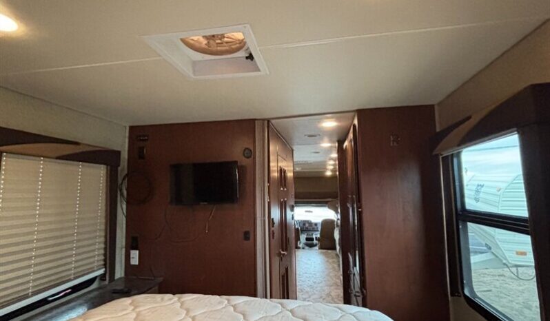 
								2015 Jayco GreyHawk 29ME full									