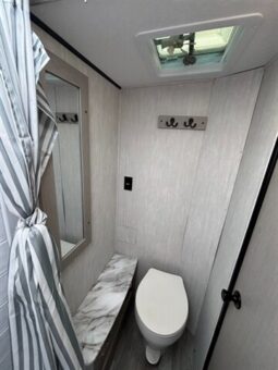 
										2025 Coachmen Remote 18R full									