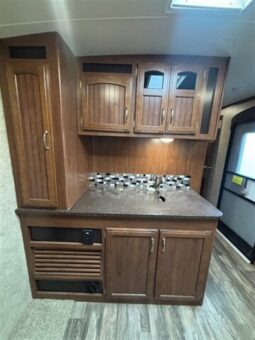 
										2017 Jayco WhiteHawk 31RLKS full									