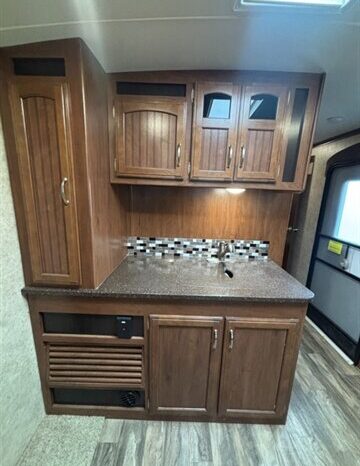 
								2017 Jayco WhiteHawk 31RLKS full									