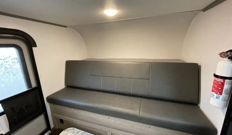 
								2024 Dutchmen Coleman Rubicon 1400BH full									