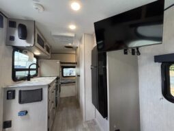 
										2025 Coachmen Remote 18R full									