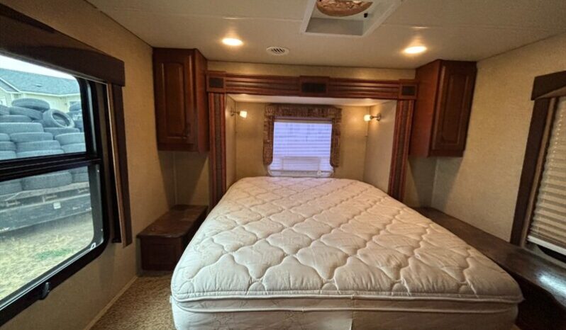
								2015 Jayco GreyHawk 29ME full									