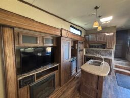 
										2017 Keystone Cougar 336BHS full									