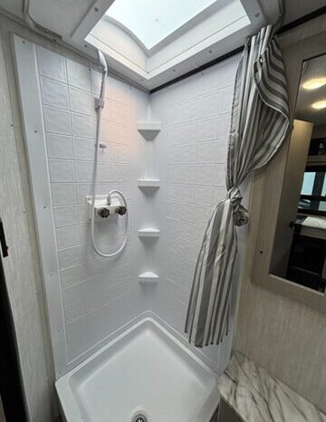 
								2025 Coachmen Remote 18R full									