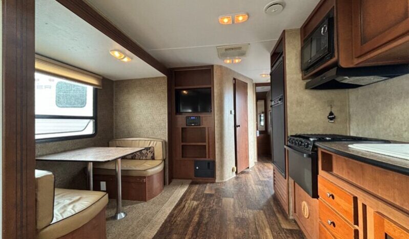
								2013 Dutchmen Aspen Trail 2460RLS full									