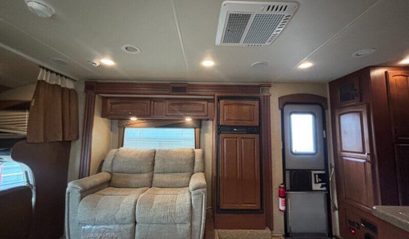 
								2015 Jayco GreyHawk 29ME full									