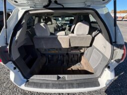 
										2014 Toyota Sienna LE full									