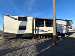 
										2023 Keystone Montana High Country 381TB full									